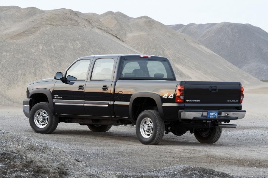  Chevrolet Silverado Heavy Duty 2003 года  (фото 20 из 36)